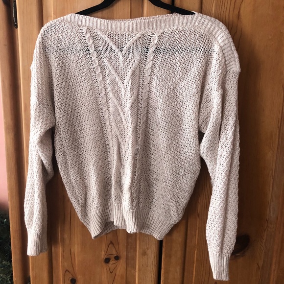 Tops - Cute cozy knit sweater